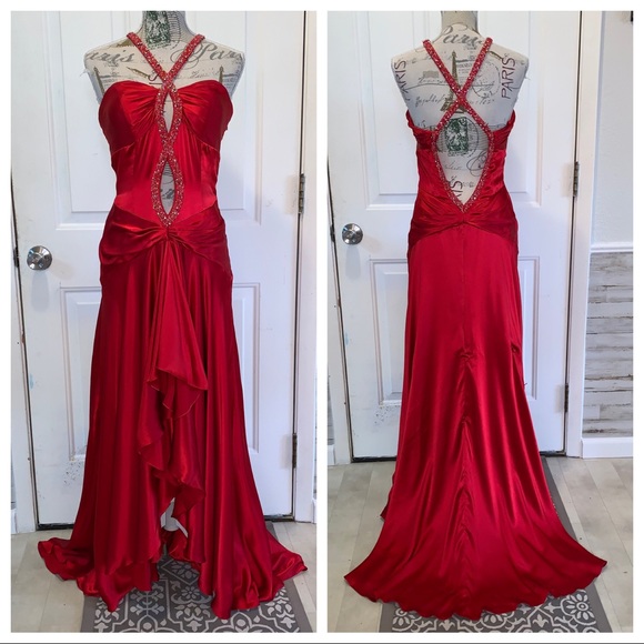 Precious Formals Dresses & Skirts - Stunning Precious Formals Red Silk Beaded Gown❣️